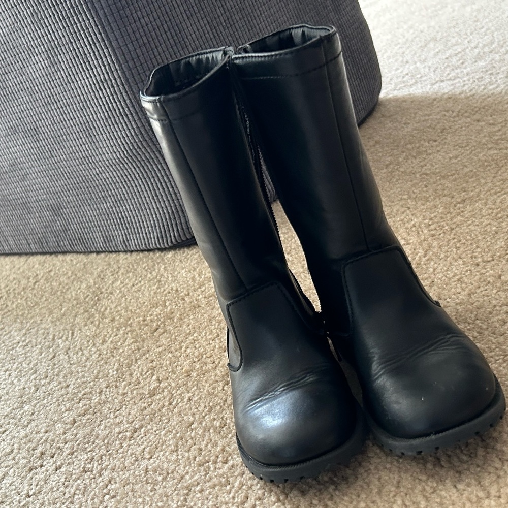 Black boots
